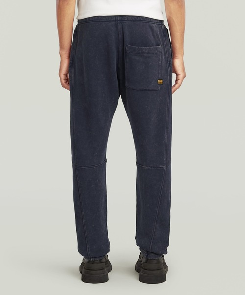 G-STAR（ジースター）の「WASHED 3D SWEATER PANT/ヴィンテージライクウォッシュド加工立体裁断スウェットパンツ（スウェットパンツ・メンズ・ダークブルー/ダークブラック・SMALL/MEDIUM/LARGE/X-SMALL）」の3枚目の写真