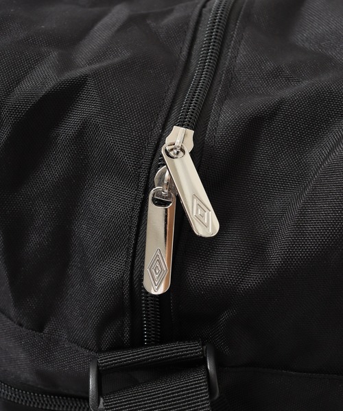 UMBRO(アンブロ)の「umbro ダブルプリントボストンバッグ(ボストンバッグ・メンズ・ブラック・FREE)」の16枚目の写真