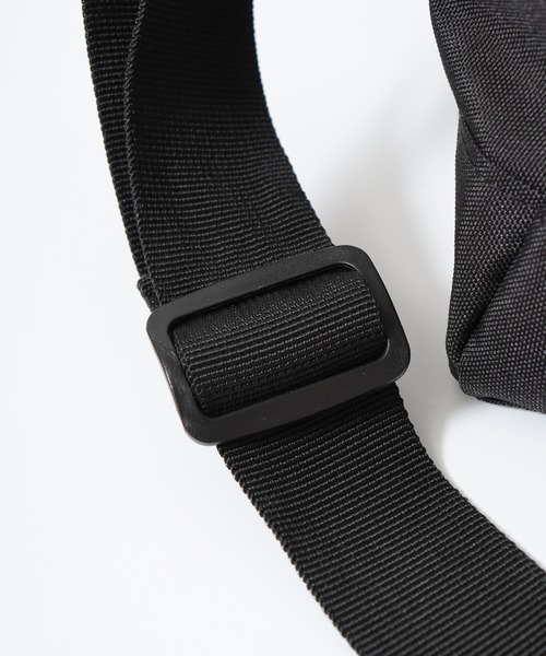 UMBRO(アンブロ)の「umbro ダブルプリントボストンバッグ(ボストンバッグ・メンズ・ブラック・FREE)」の13枚目の写真