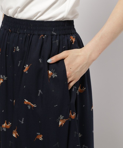 niko and...（ニコアンド）の「アニマルプリントスカート（スカート・レディース・ネイビー/ブラウン/カーキ/ライトブルー・FREE）」の18枚目の写真