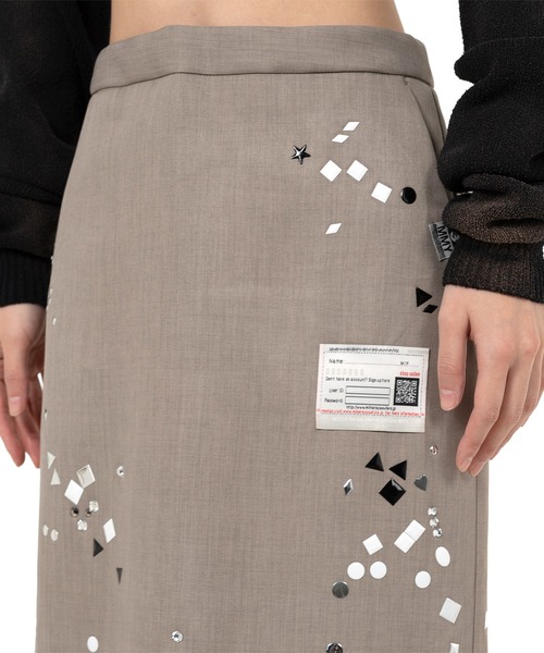 Maison MIHARA YASUHIRO（メゾンミハラヤスヒロ）の「Embellished Skirt（スカート・レディース・ブラック・38/36）」の15枚目の写真