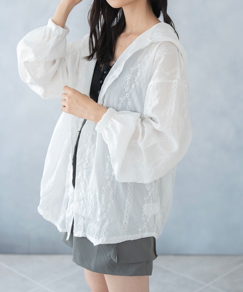 NinaetLina(ニナエリナ)の「シアー カーディガン(カーディガン/ボレロ・レディース・ブラック/ホワイト・FREE)」の20枚目の写真