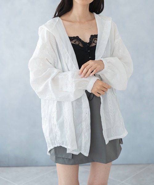 NinaetLina(ニナエリナ)の「シアー カーディガン(カーディガン/ボレロ・レディース・ブラック/ホワイト・FREE)」の22枚目の写真