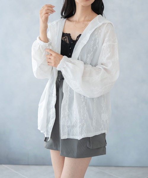 NinaetLina(ニナエリナ)の「シアー カーディガン(カーディガン/ボレロ・レディース・ブラック/ホワイト・FREE)」の21枚目の写真