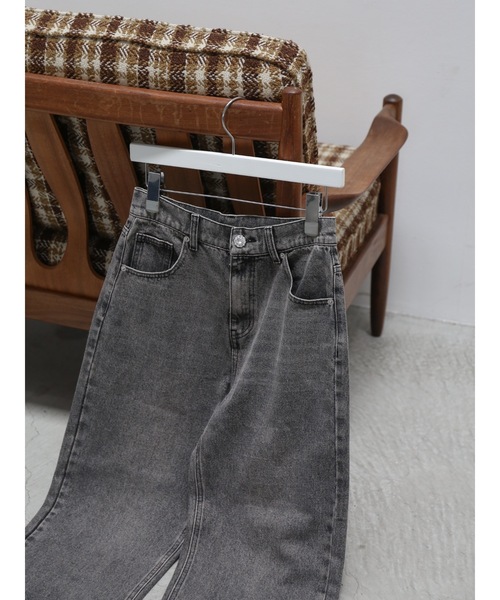 Katrin TOKYO(カトリーントーキョー)の「bijou button straight denim(デニムパンツ・レディース・グレー/ライトブルー・S/S-Short/XS-Regular/XS-Short/M)」の8枚目の写真