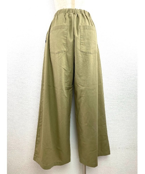 WORLD WIDE LOVE!(ワールドワイドラブ)の「イージーワイドパンツ(その他パンツ・レディース・モカ/オフホワイト/ブラック・1)」の16枚目の写真