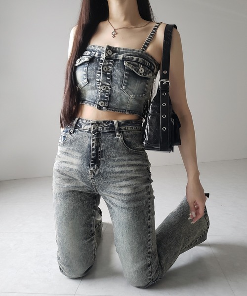 me+em select（ミームセレクト）の「【 セットアップ 】ヴィンテージライクデニムビスチェ ＋ ストレッチフレアデニム SET ／ 【 SET UP 】 vintage like denim bustier + stretch flare denim（セットアップ・レディース・ブルー/ブラック・3/2/1）」の2枚目の写真