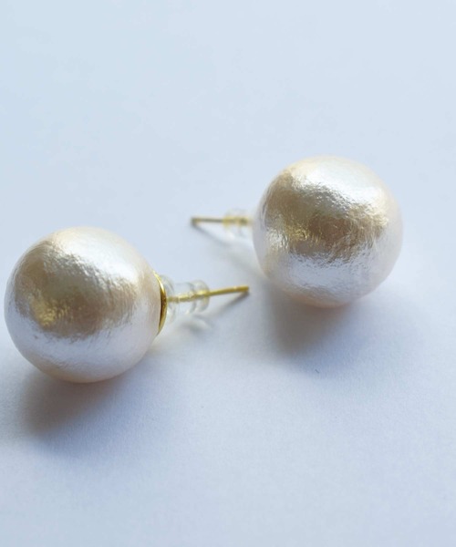 PICCIN（ピッチン）の「コットンパールピアス（ピアス（両耳用）・レディース・オフホワイト・FREE）」の4枚目の写真