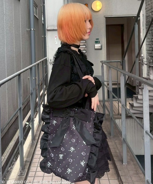Candy Stripper（キャンディストリッパー）の「【HELLO KITTY】RIBBON＆DOT TOTE バッグ（トートバッグ・レディース・ブラック/オフホワイト・FREE）」の2枚目の写真