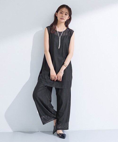 INDIVI(インディヴィ)の「【洗える/セットアップ可能】ラッセルチュニック(チュニック・レディース・ブラック/ホワイト・15 /13/05/38/34)」の10枚目の写真