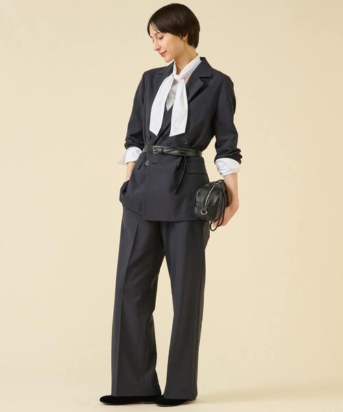 martinique(マルティニーク)の「TW2WAYストレッチジャケット(セットアップ可)(テーラードジャケット・レディース・ベージュ/ネイビー・FREE)」の4枚目の写真
