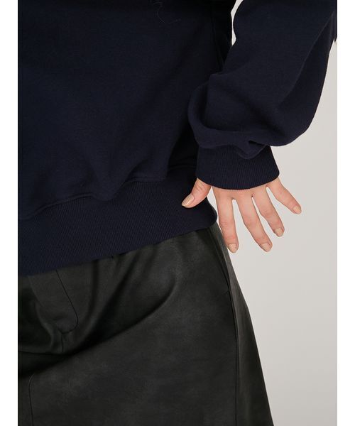 emmi（エミ）の「カレッジロゴスウェットトップス（スウェット・レディース・ネイビー/アイボリー・F）」の9枚目の写真