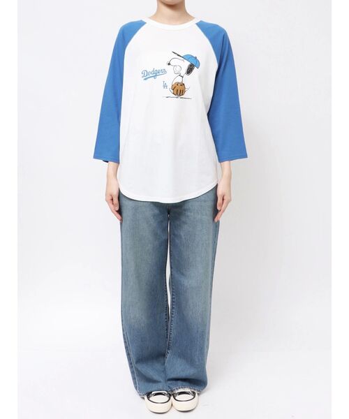 Ungrid（アングリッド）の「【MLB×PEANUTS】ラグランTee（Tシャツ/カットソー・レディース・ブルー/ブラウン/ネイビー・FREE）」の22枚目の写真