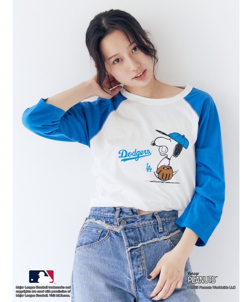 Ungrid（アングリッド）の「【MLB×PEANUTS】ラグランTee（Tシャツ/カットソー・レディース・ブルー/ブラウン/ネイビー・FREE）」の3枚目の写真