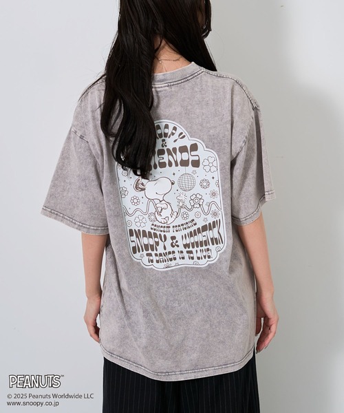 PEANUTS（ピーナッツ）の「PEANUTS/ピーナッツ スヌーピー&ウッドストックTEE（Tシャツ/カットソー・レディース・ライトグレー/ベージュ・M/L）」の15枚目の写真