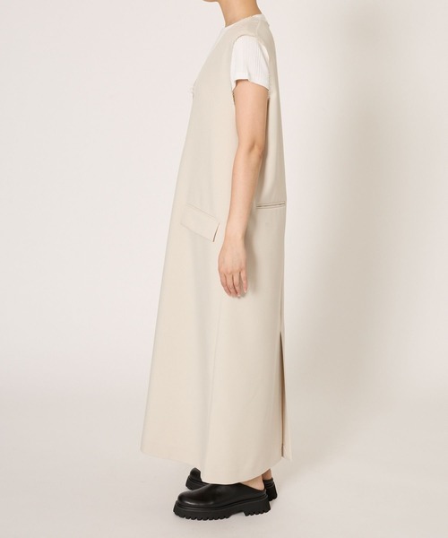 BABYLONE(バビロン)の「ツイルVネックワンピース(ワンピース・レディース・グレイッシュベージュ/チャコール・フリー)」の16枚目の写真