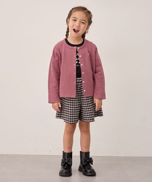 ANY（エニィ）の「まいにちスナップカーディガン（カーディガン/ボレロ・キッズ・アイボリー系/ライラック系/ピンク系/ブラック系・140/150/160）」の21枚目の写真