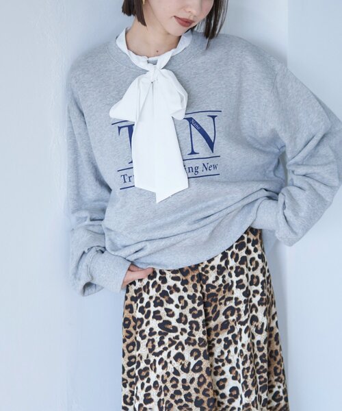 Remind me and forever（リマインドミーアンドフォーエバー）の「【nane】ヴィンテージ加工スエットプルオーバー（スウェット・レディース・ブラウン/レッド/グレー・FREE）」の10枚目の写真