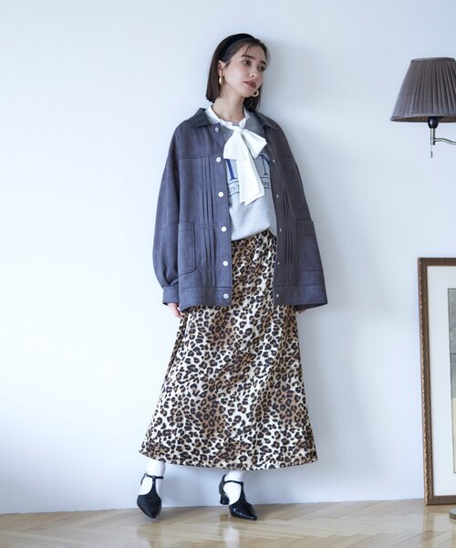 Remind me and forever（リマインドミーアンドフォーエバー）の「【nane】ヴィンテージ加工スエットプルオーバー（スウェット・レディース・ブラウン/レッド/グレー・FREE）」の17枚目の写真