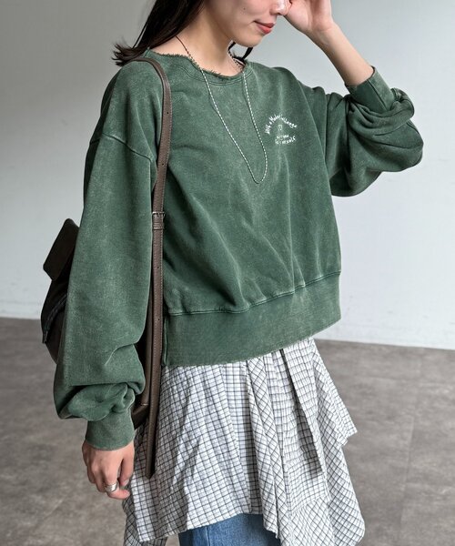 CPCM（シーピーシーエム）の「【ASUKA監修】パウダー加工ワンショルスウェット（スウェット・レディース・チャコールグレー/ネイビー/レッド/グリーン/グレー・FREE/SMALL）」の20枚目の写真