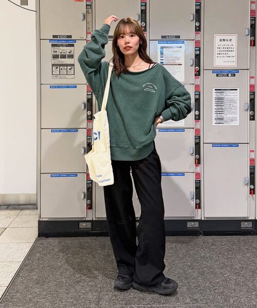 CPCM（シーピーシーエム）の「【ASUKA監修】パウダー加工ワンショルスウェット（スウェット・レディース・チャコールグレー/ネイビー/レッド/グリーン/グレー・FREE/SMALL）」の22枚目の写真