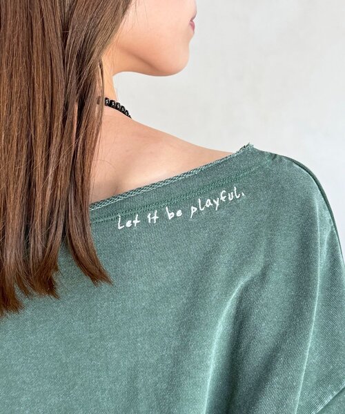 CPCM（シーピーシーエム）の「【ASUKA監修】パウダー加工ワンショルスウェット（スウェット・レディース・チャコールグレー/ネイビー/レッド/グリーン・FREE）」の10枚目の写真