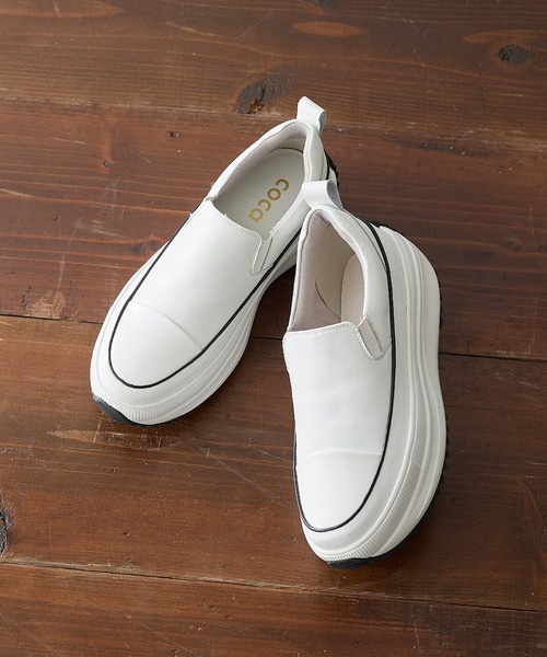 coca(ANDEX shoes product)(コカ)の「軽量 厚底 ボリュームソールスリッポンスニーカー(スニーカー・レディース・ブラック/ホワイト・SMALL/MEDIUM/LARGE)」の6枚目の写真