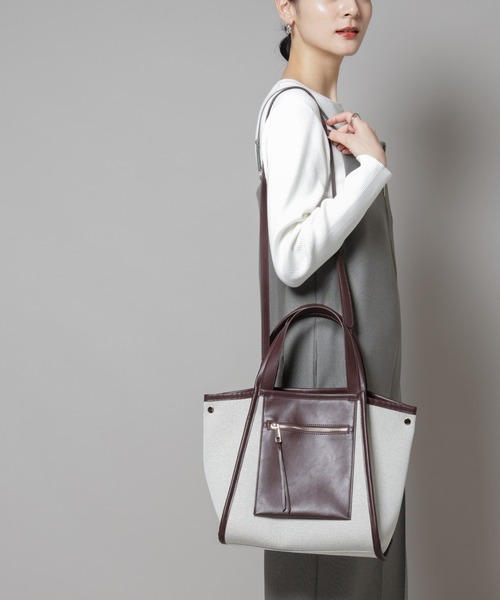 NANO universe（ナノユニバース）の「キャンバス×フェイクレザーポケットバッグ（トートバッグ・レディース・ブラック/ブラウン・FREE）」の7枚目の写真