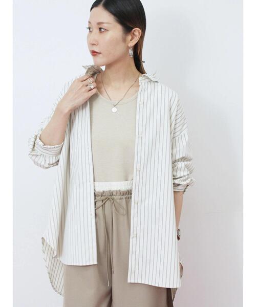 Samansa Mos2 blue（サマンサモスモスブルー）の「【イージーケア】マルチスタイルシャツ（シャツ/ブラウス・レディース・ブルー/グレー/ブラック/キナリ/ベージュ・M/L）」の2枚目の写真