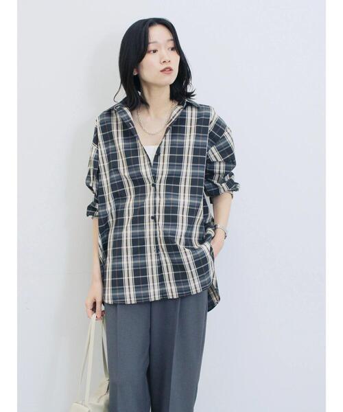 Samansa Mos2 blue（サマンサモスモスブルー）の「【イージーケア】マルチスタイルシャツ（シャツ/ブラウス・レディース・ブルー/グレー/ブラック/キナリ/ベージュ・M/L）」の7枚目の写真