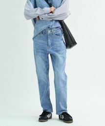 ストレッチ テーパードシルエット デニムパンツ