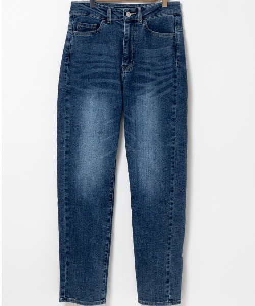 A.D.C.L.(エーディーシーエル)の「ストレッチ テーパードシルエット デニムパンツ(デニムパンツ・レディース・ブルー/ネイビー・M/L)」の3枚目の写真