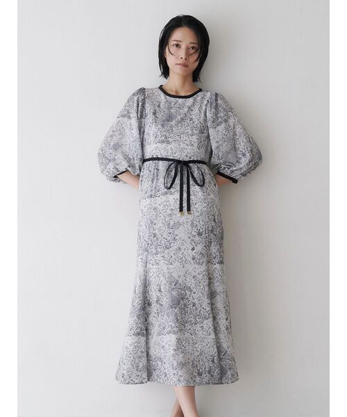 TONAL（トーナル）の「MAPモチーフパフマーメイドワンピース（ワンピース・レディース・ブラウン/ブラック・MEDIUM）」の3枚目の写真
