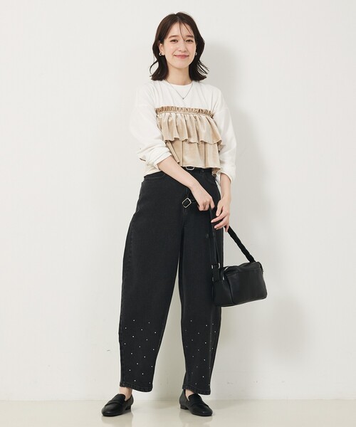 abahouse mavie(アバハウスマヴィ)の「【WEB Domani掲載】ベロアビスチェ付ロンT(Tシャツ/カットソー・レディース・ベージュ/グレー/チャコールグレー・フリー)」の11枚目の写真