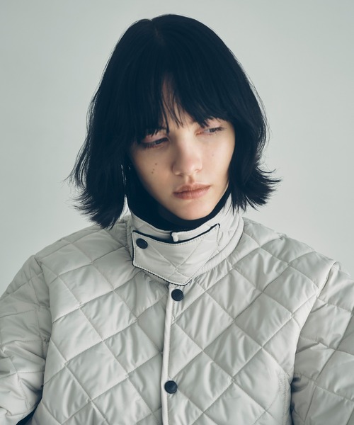 LAVENHAM（ラベンハム）の「【LAVENHAM for ADAM ET ROPE'】別注 SQUARE HEM RAYDON（ナイロンジャケット・レディース・ブラック/オフホワイト・M/S）」の4枚目の写真