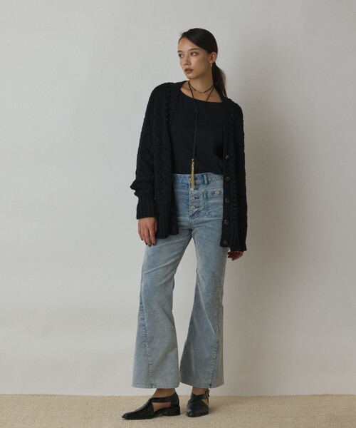 GRACE CONTINENTAL（グレースコンチネンタル）の「オーバーニットカーディガン（カーディガン/ボレロ・レディース・ブラック/ボルドー・36）」の14枚目の写真