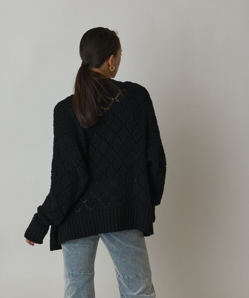 GRACE CONTINENTAL（グレースコンチネンタル）の「オーバーニットカーディガン（カーディガン/ボレロ・レディース・ブラック/ボルドー・36）」の17枚目の写真