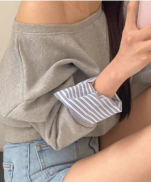 FREE STYLISTS(フリー スタイリスト)の「YUGA_YGMC Cuff docking off-the-shoulder top(Tシャツ/カットソー・レディース・グレー/ネイビー・FREE)」の5枚目の写真