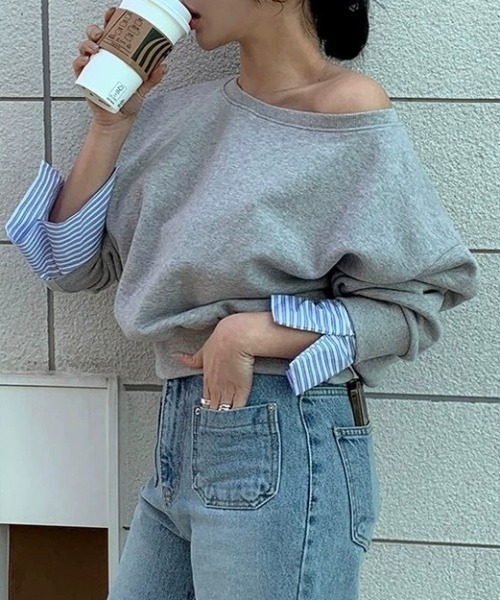 FREE STYLISTS(フリー スタイリスト)の「YUGA_YGMC Cuff docking off-the-shoulder top(Tシャツ/カットソー・レディース・グレー/ネイビー・FREE)」の8枚目の写真