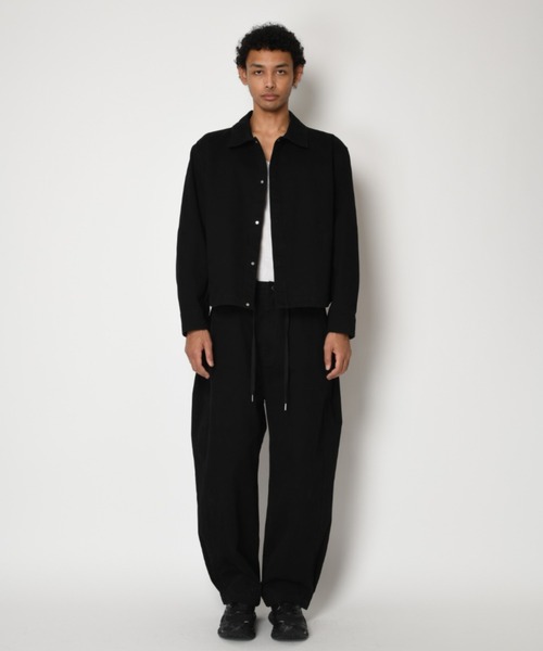 SUPERTHANKS（スーパーサンクス）の「＜ピグメント加工＆ストライプ＞サイドタック ツイル ワイドパンツPigment dyed Twill Side-tuck Wide Pants（その他パンツ・メンズ・グレー/アイボリー/ブラック/グレー×ホワイト/ブラウン・S/M/L）」の3枚目の写真