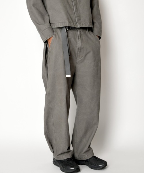 SUPERTHANKS（スーパーサンクス）の「＜ピグメント加工＆ストライプ＞サイドタック ツイル ワイドパンツPigment dyed Twill Side-tuck Wide Pants（その他パンツ・メンズ・グレー/アイボリー/ブラック/グレー×ホワイト/ブラウン・S/M/L）」の21枚目の写真