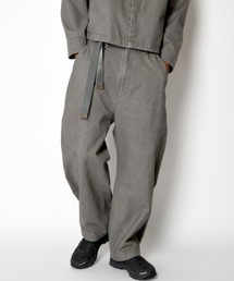 SUPERTHANKS（スーパーサンクス）の「<ピグメント加工&ストライプ>サイドタック ツイル ワイドパンツPigment dyed Twill Side-tuck Wide Pants（その他パンツ）」