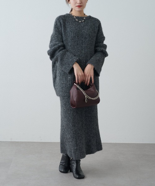 Lui's（ルイス）の「スパンコールセットアップ（ニット/セーター・レディース・アイボリー/チャコールグレー・FREE）」の2枚目の写真