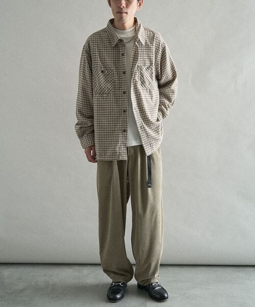 CRAFT STANDARD BOUTIQUE（クラフトスタンダードブティック）の「コーデュロイイージーワイドパンツ（その他パンツ・メンズ・ブラウン/ベージュ/グレー/ブラック・L/S/M）」の17枚目の写真