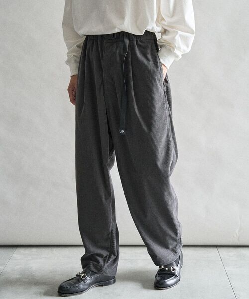 CRAFT STANDARD BOUTIQUE（クラフトスタンダードブティック）の「コーデュロイイージーワイドパンツ（その他パンツ・メンズ・ブラウン/ベージュ/グレー/ブラック・L/S/M）」の15枚目の写真