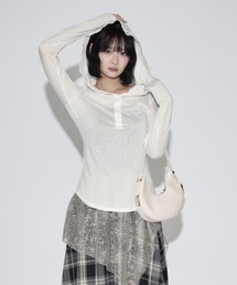 tinkerend（ティンカーエンド）の「Lace V-neck Hooded Tops / レースVネックフード付きトップス（パーカー）」