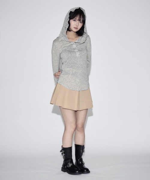 tinkerend(ティンカーエンド)の「Lace V-neck Hooded Tops / レースVネックフード付きトップス(パーカー・レディース・ブラック/グレー/ホワイト・FREE)」の14枚目の写真