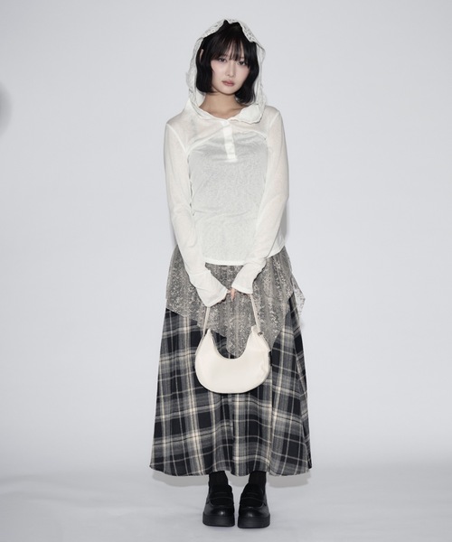 tinkerend(ティンカーエンド)の「Lace V-neck Hooded Tops / レースVネックフード付きトップス(パーカー・レディース・ブラック/グレー/ホワイト・FREE)」の15枚目の写真