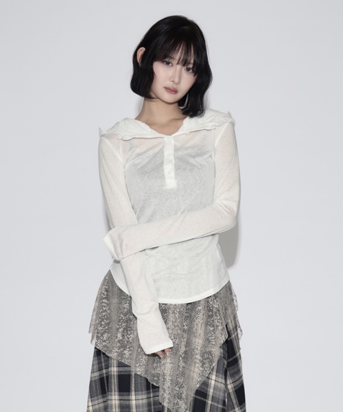 tinkerend(ティンカーエンド)の「Lace V-neck Hooded Tops / レースVネックフード付きトップス(パーカー・レディース・ブラック/グレー/ホワイト・FREE)」の7枚目の写真