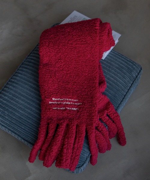 赤色 ロゴ刺繍 マフラー フリンジ付き ロゴ刺繍フリンジボアマフラー/ポケット付き（マフラー）｜VACANCY